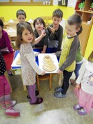 Pečení sněhuláků pro kamarády v Africe